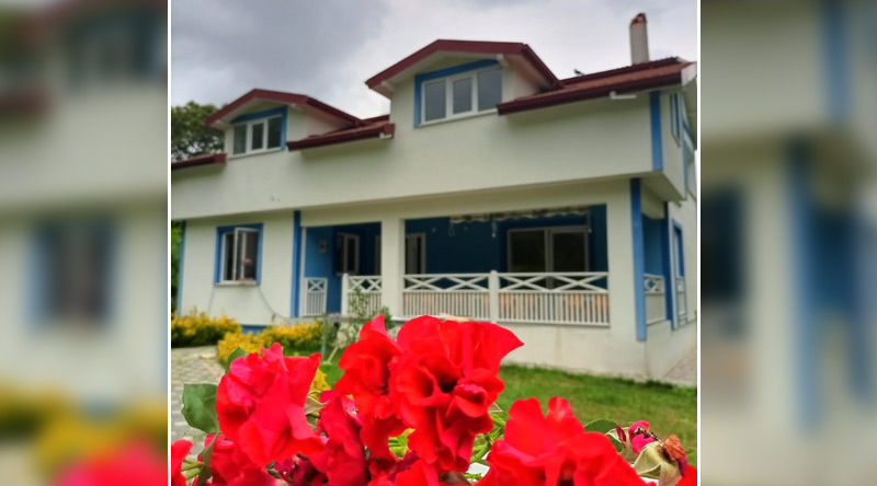 Kurumumuzdan Kareler